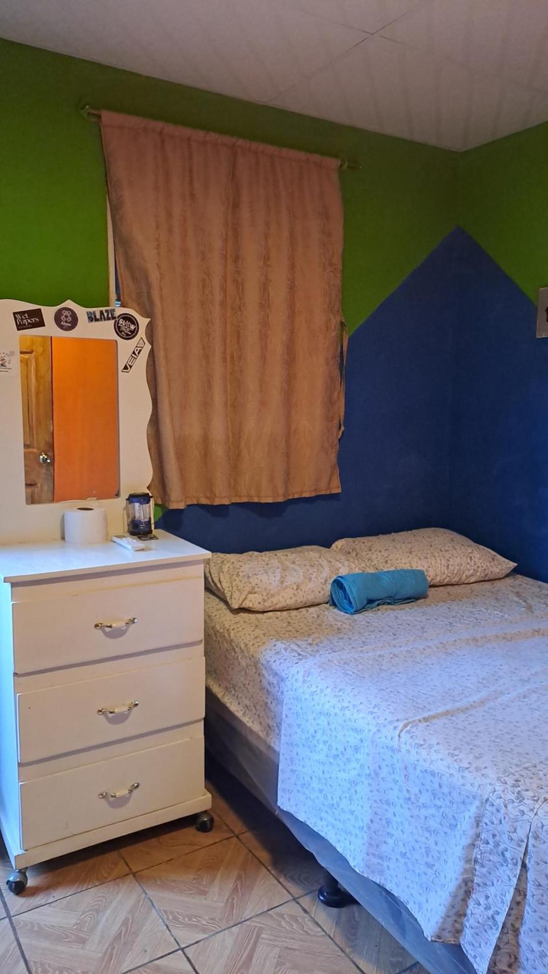 Hostal Nina Oly Tamanique Room photo